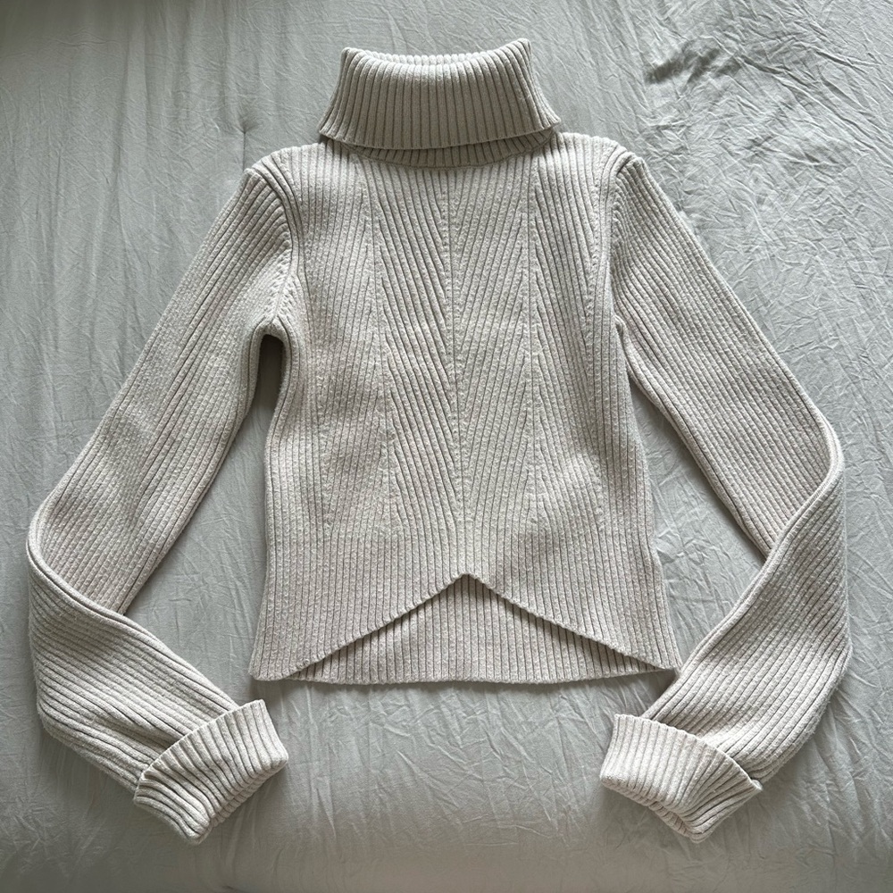 Cozy Cream Turtleneck Cropped Sweater